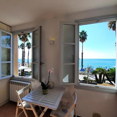 Finestre Sul Mare Villa San Lorenzo al Mare Szoba fotó